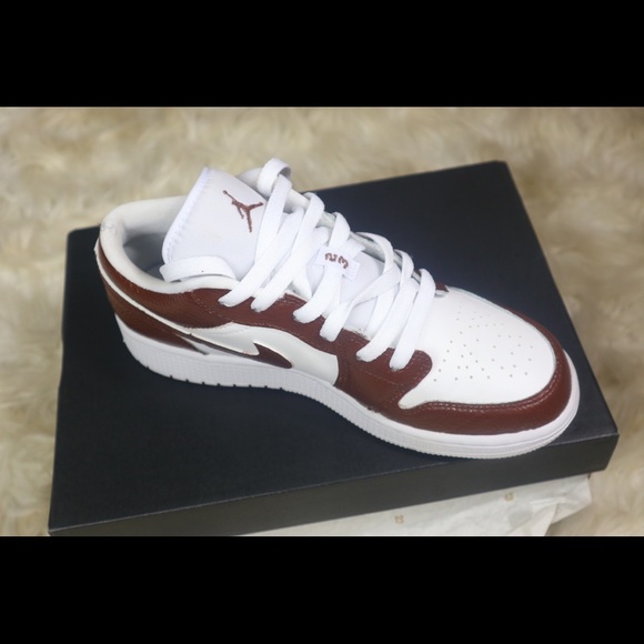 Custom chocolate air Jordan 1 low - Picture 6 of 6